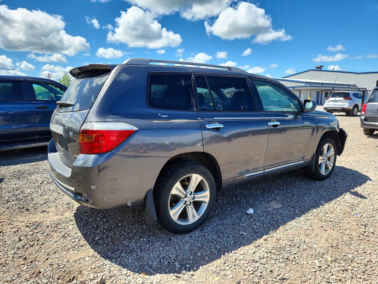 Toyota Highlander Sport