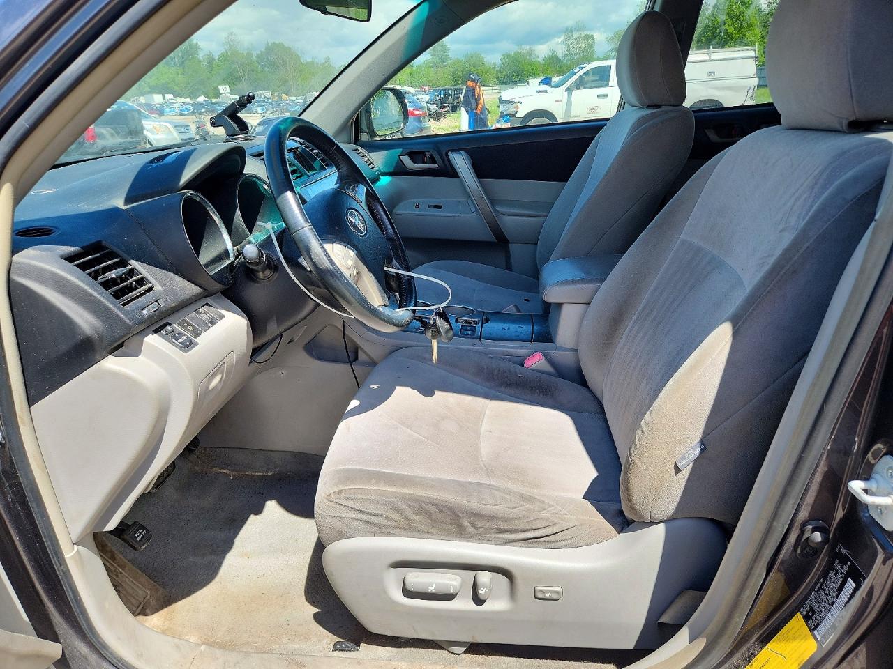 Toyota Highlander Sport