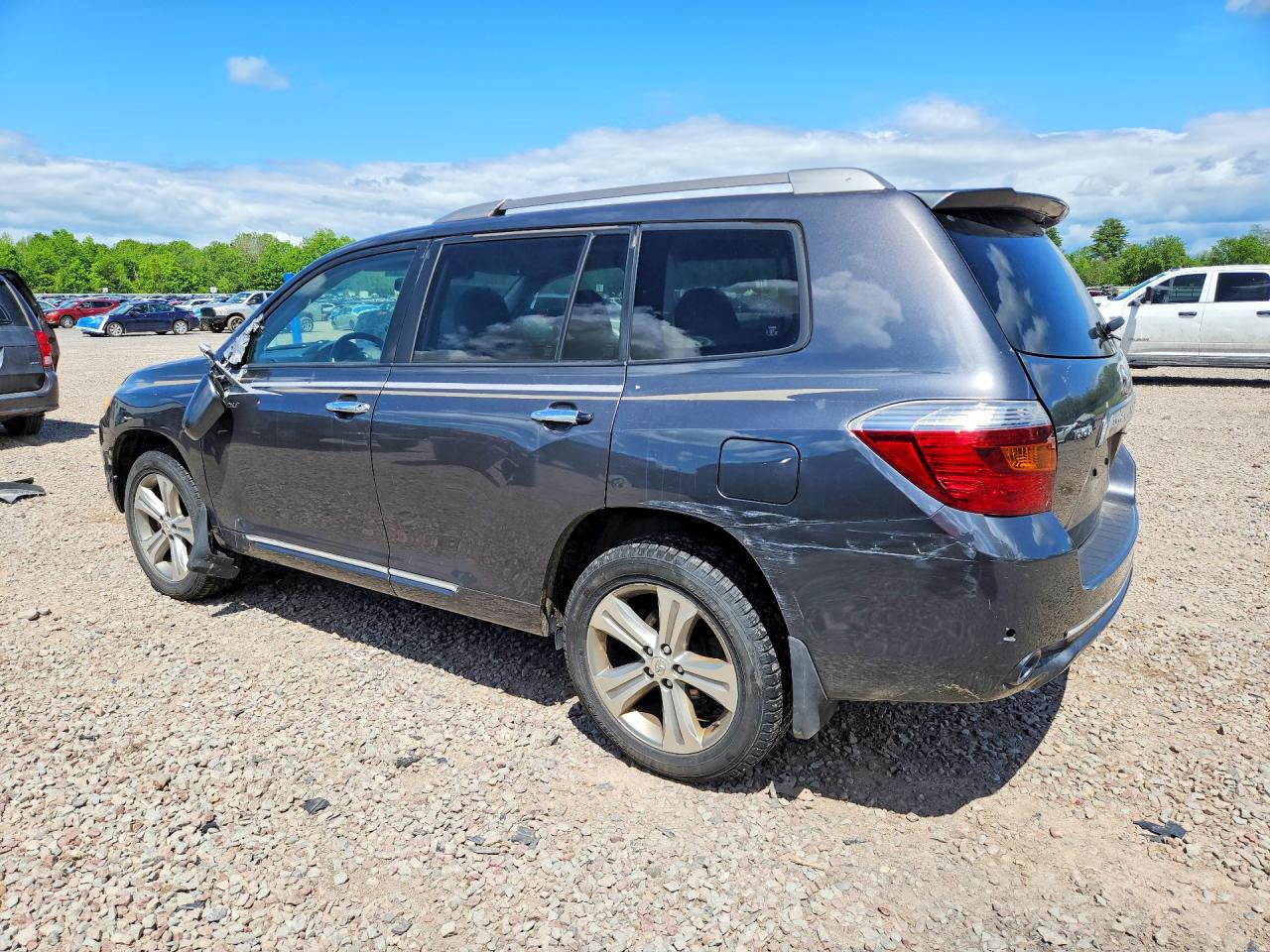 Toyota Highlander Sport