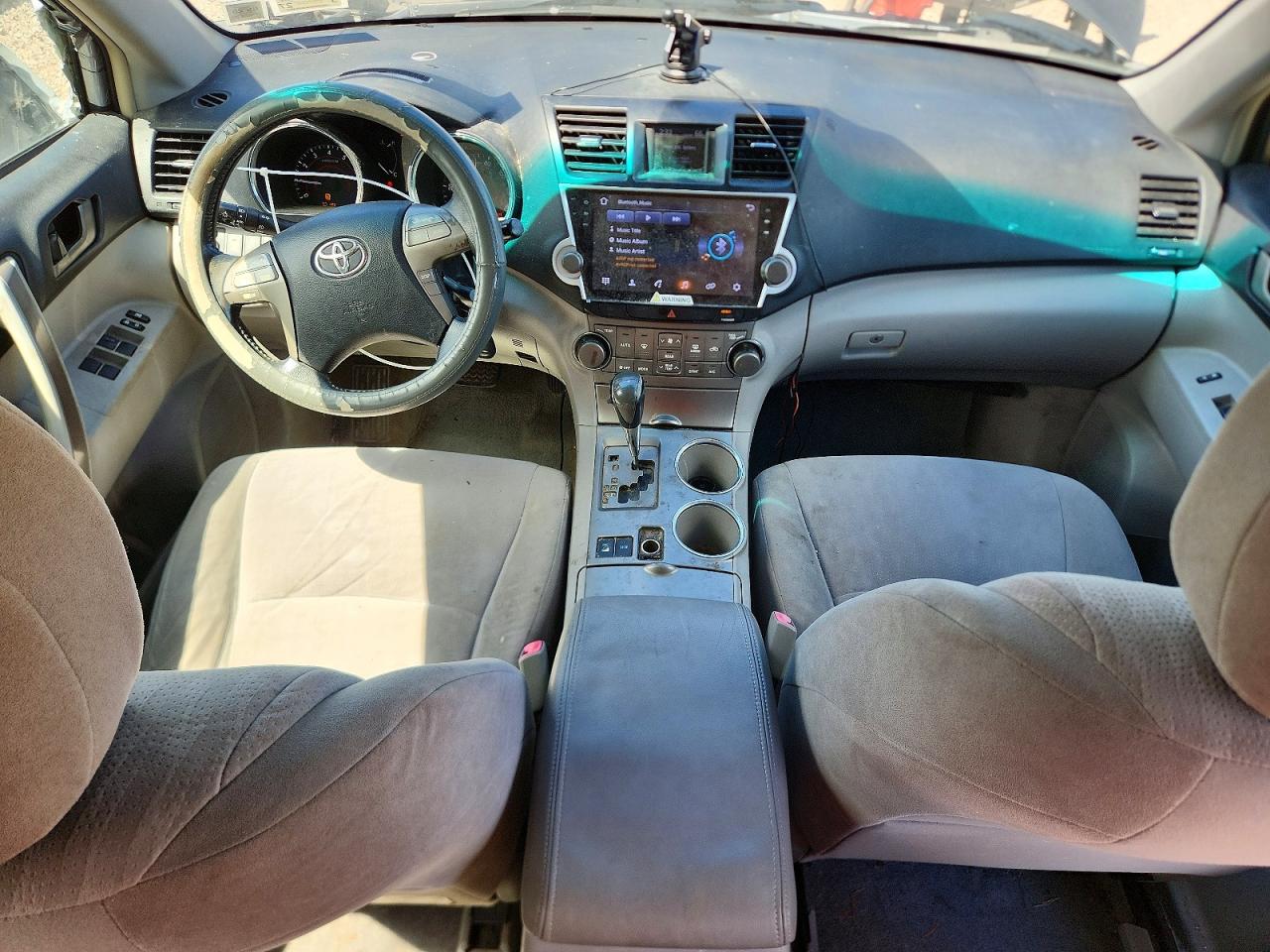Toyota Highlander Sport
