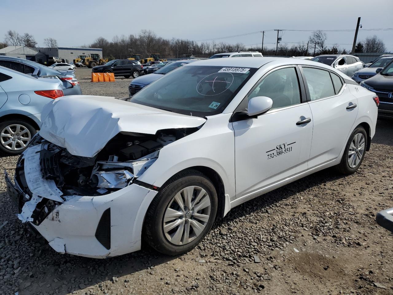 Salvage Nissan Sentra Image