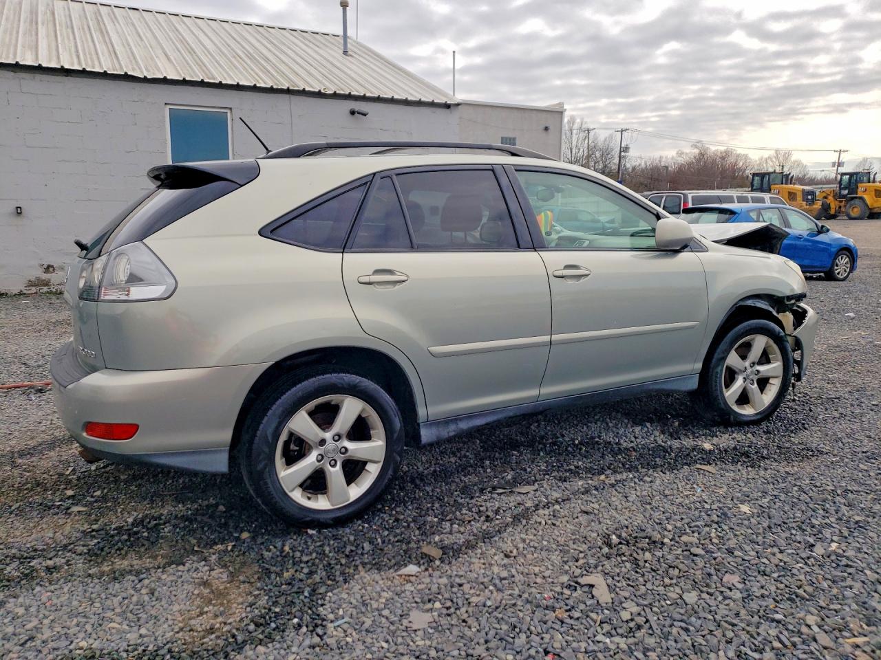 Lexus RX Base