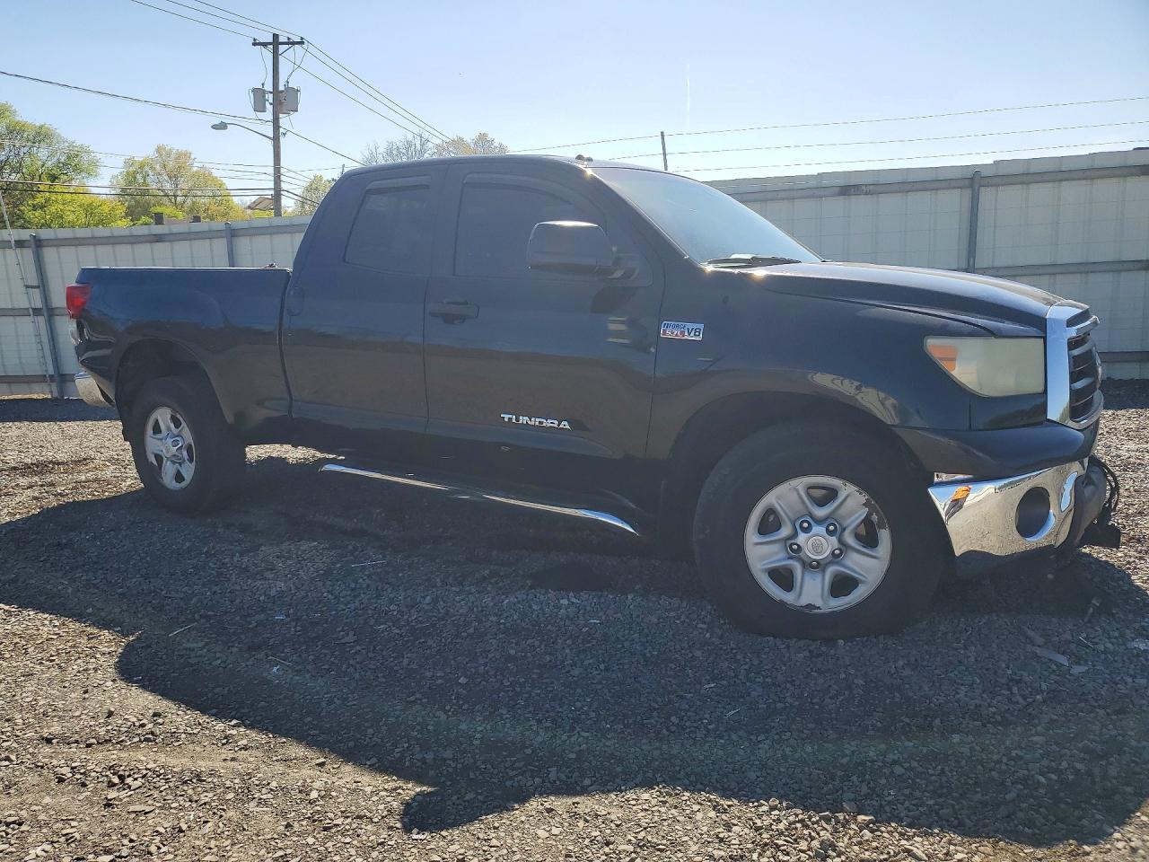 Toyota Tundra Double Cab Sr5
