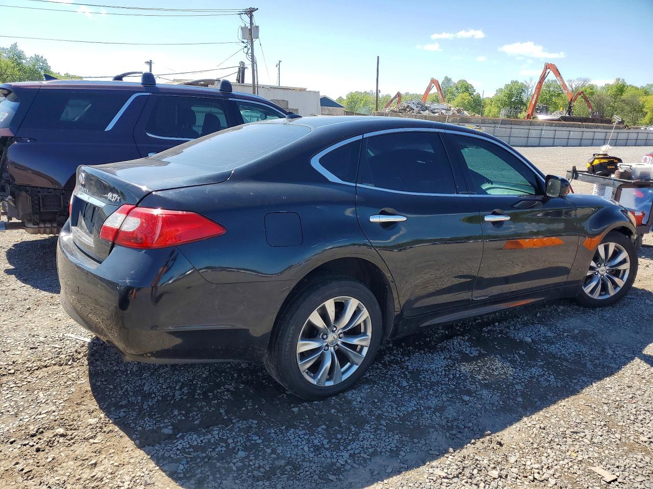 INFINITI M37 X