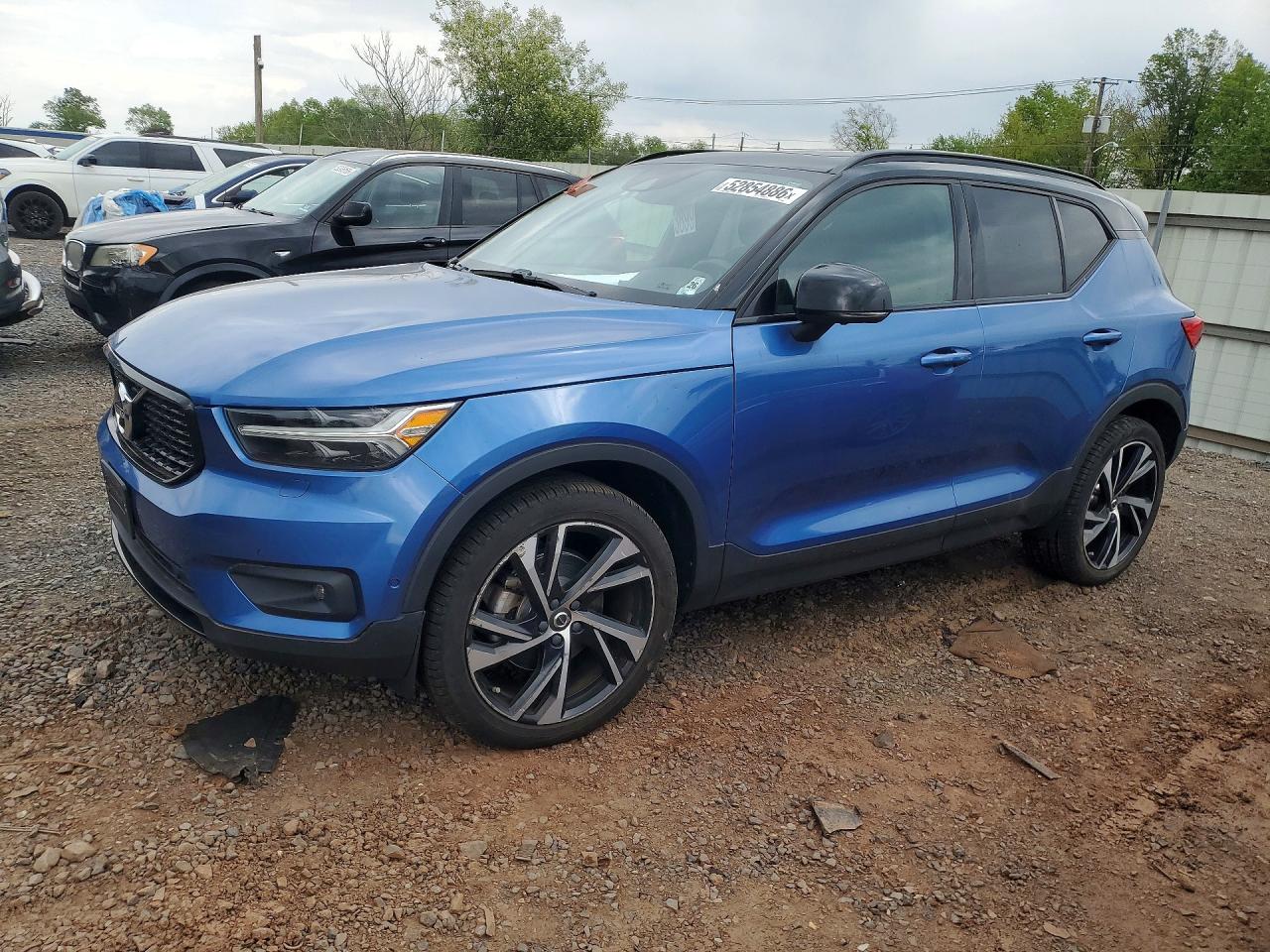Salvage Volvo XC40 Image