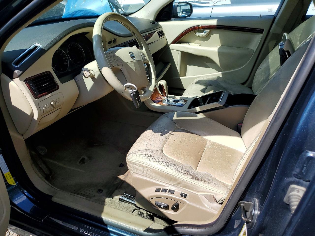 Volvo S80 3.2