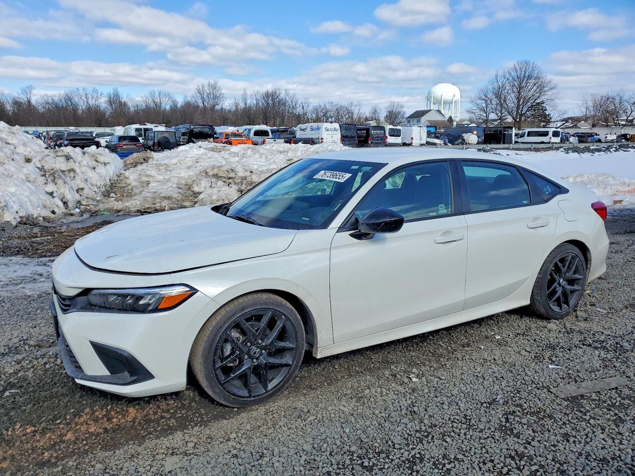 Salvage Honda Civic Image