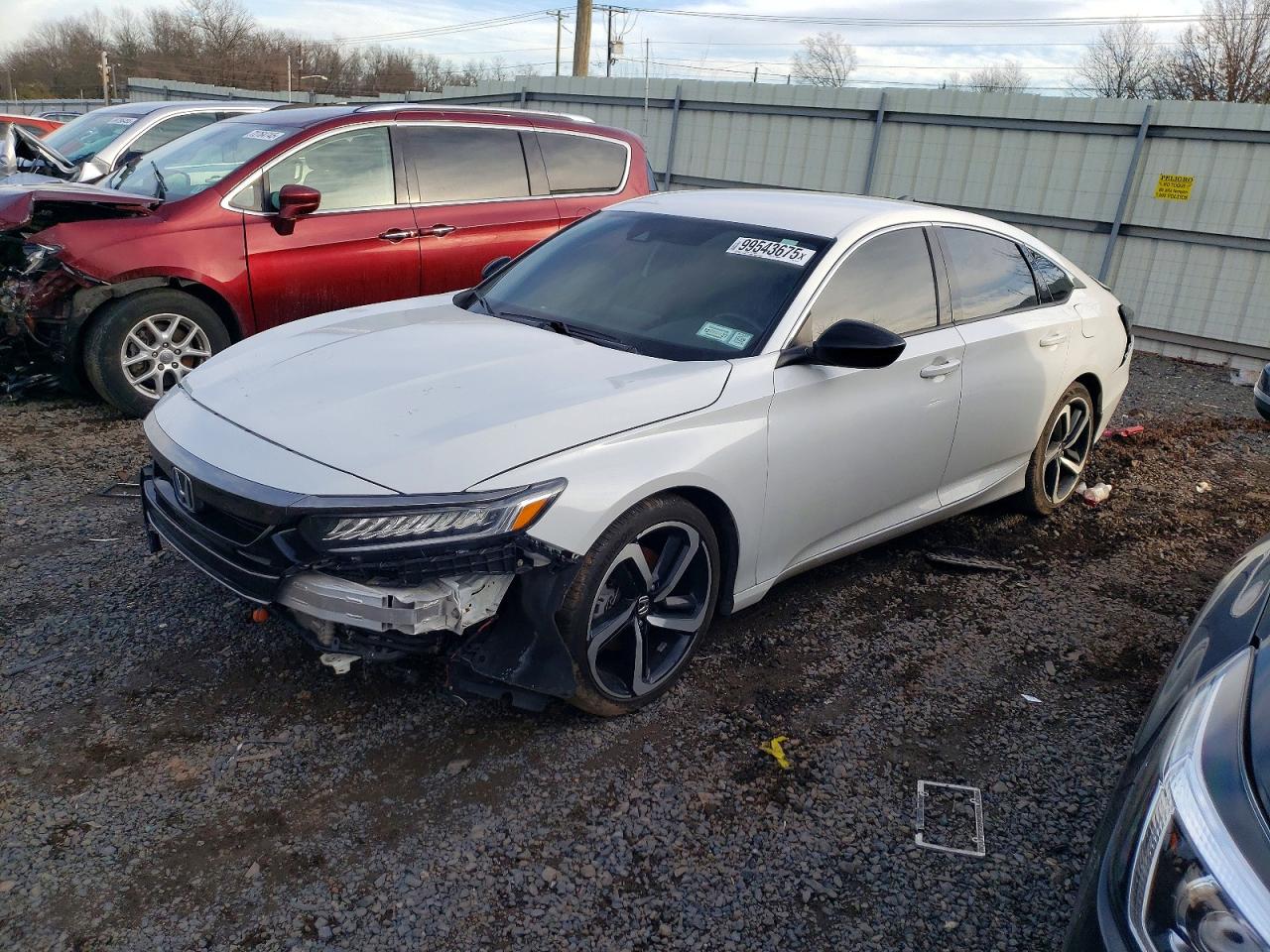 Salvage Honda Accord Image