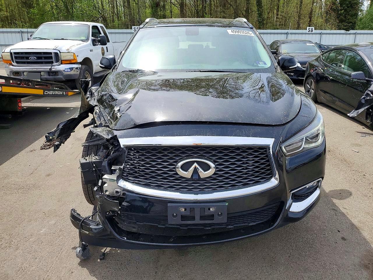 INFINITI Qx Base