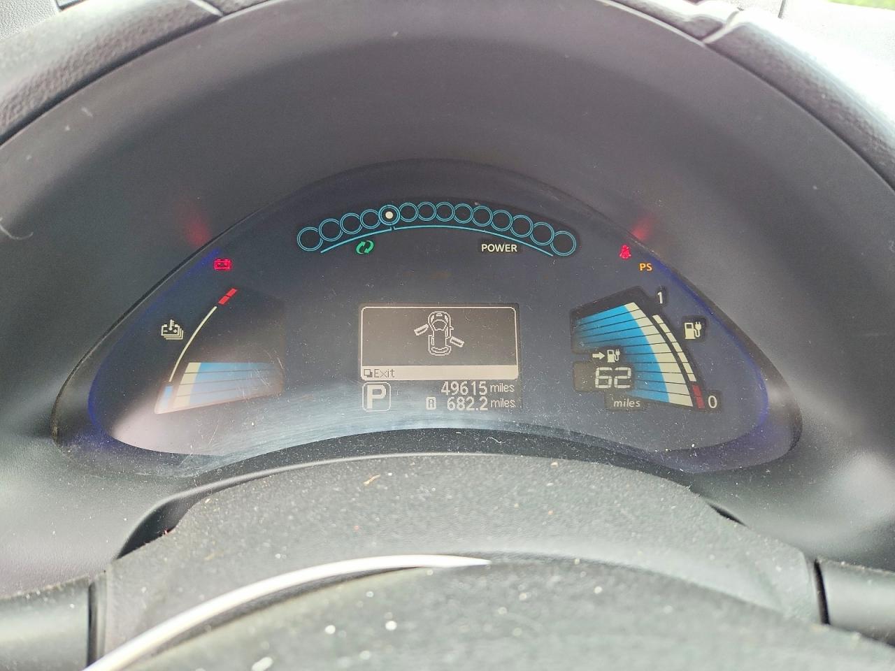 Nissan LEAF S