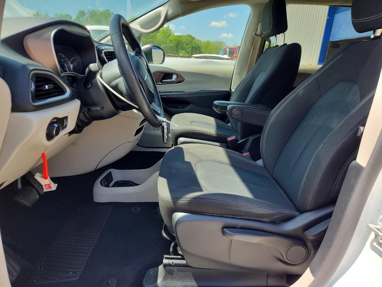 Chrysler Voyager L