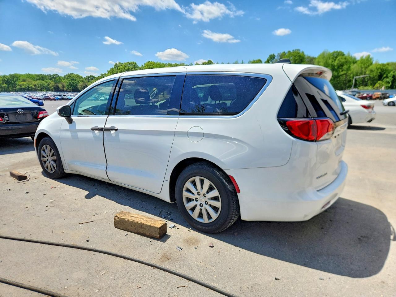 Chrysler Voyager L