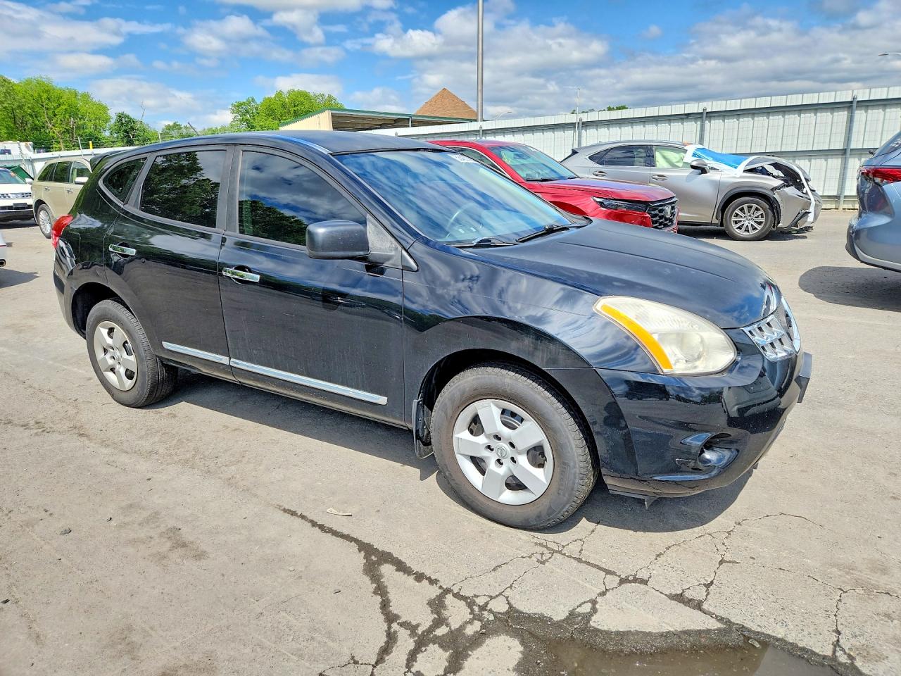 Nissan Rogue S