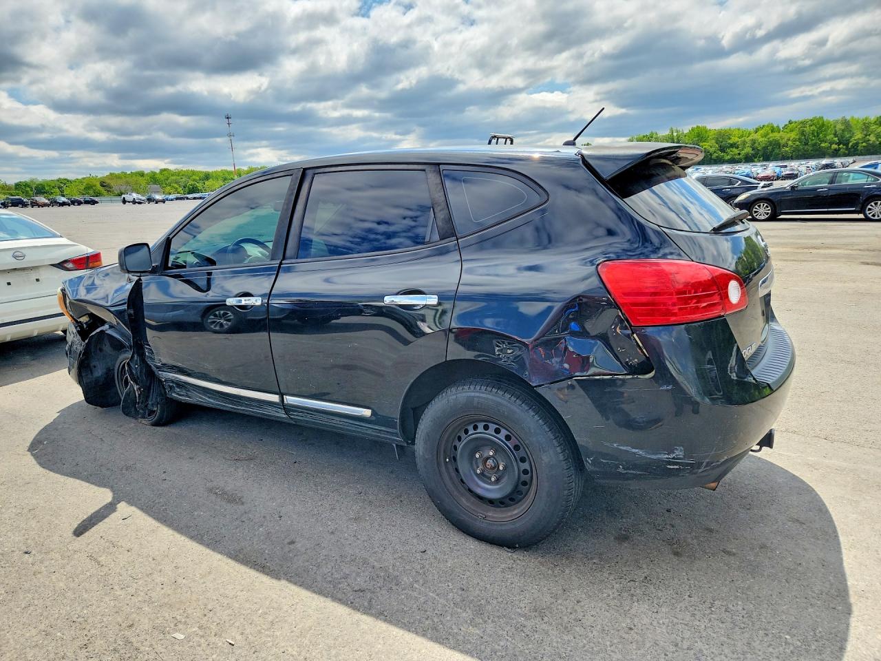 Nissan Rogue S