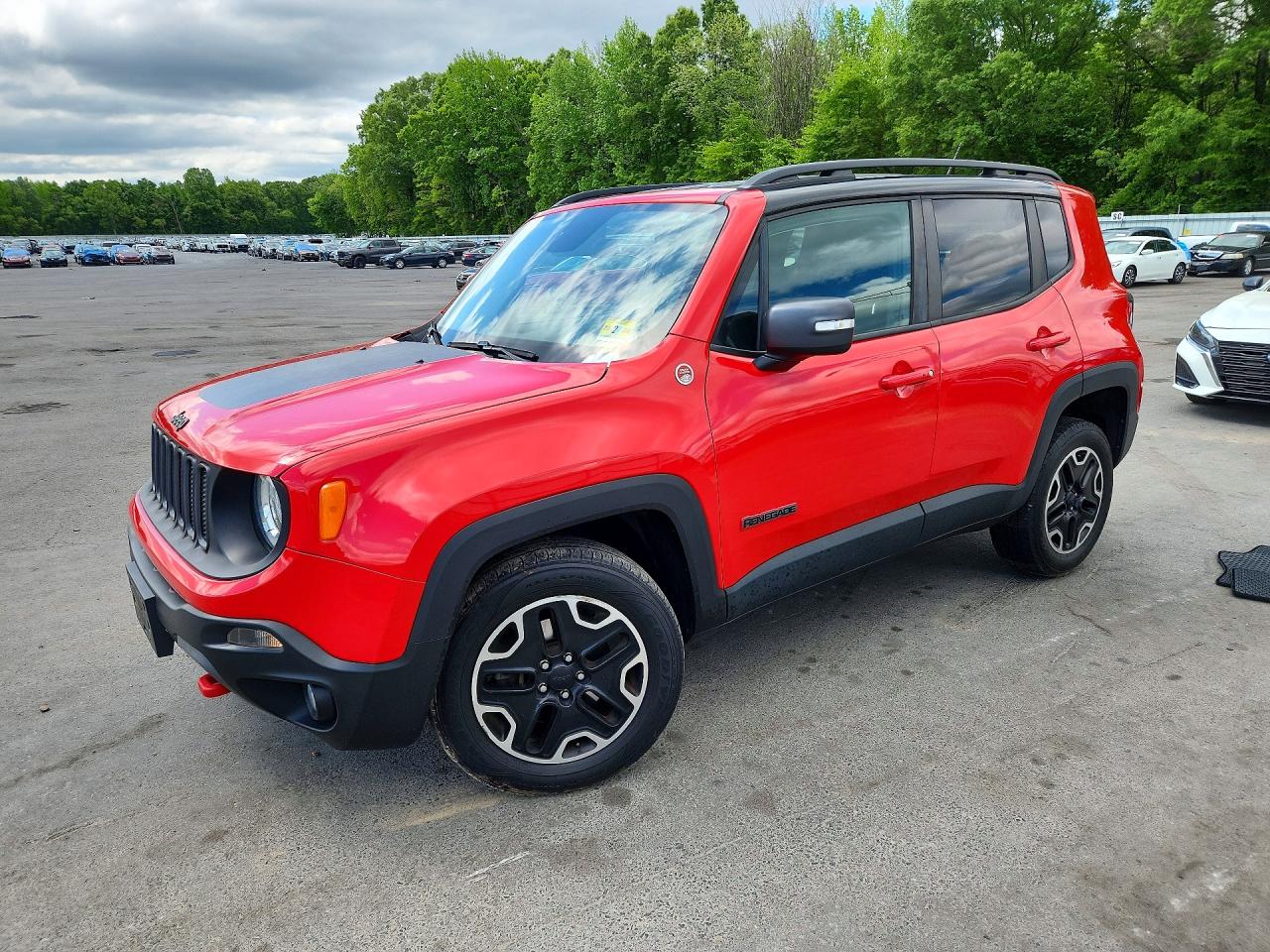 Salvage Jeep Renegade Image