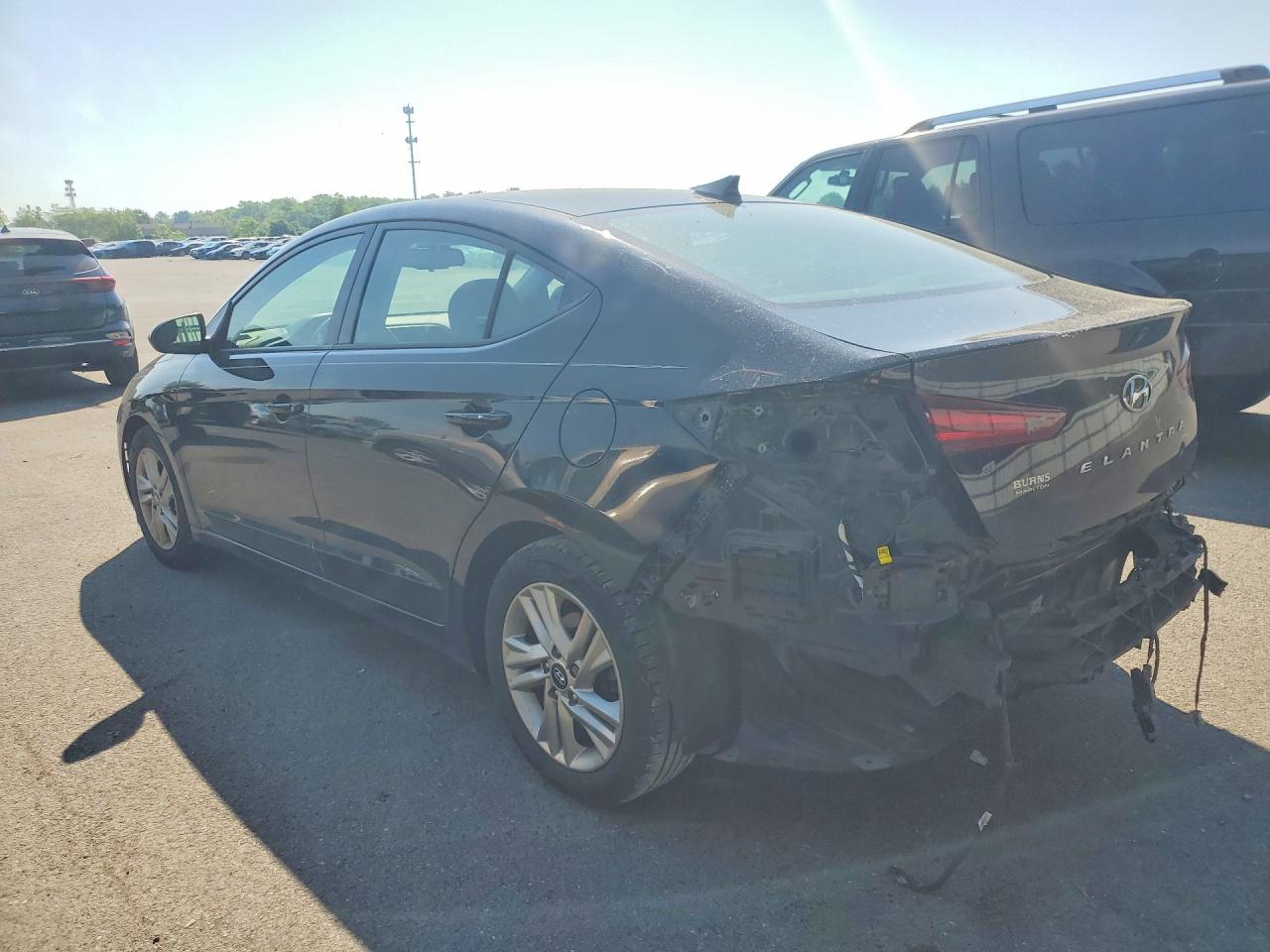 Hyundai ELANTRA Value Edition