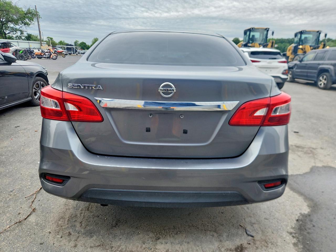 Nissan Sentra S