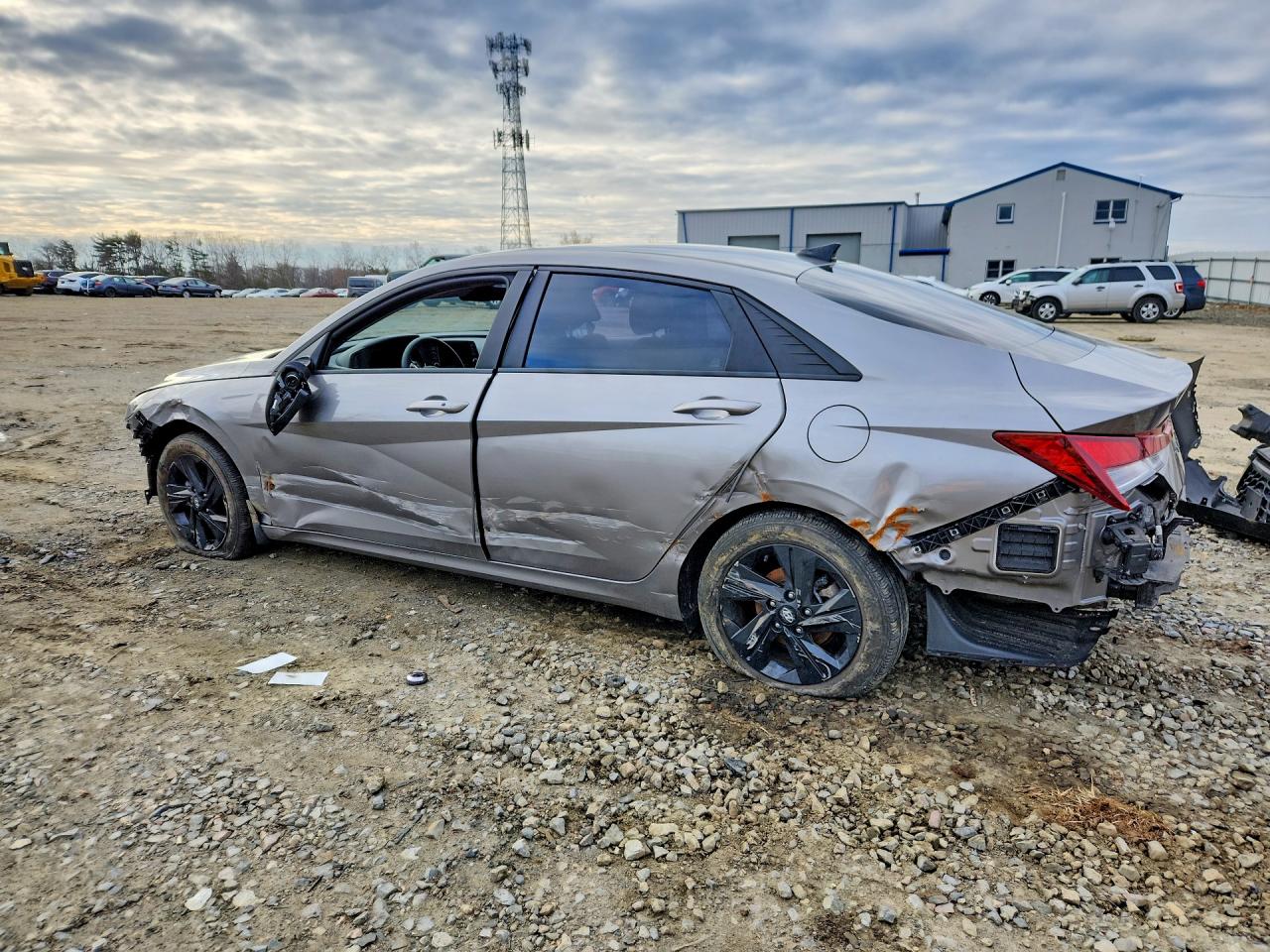 Hyundai ELANTRA Sel