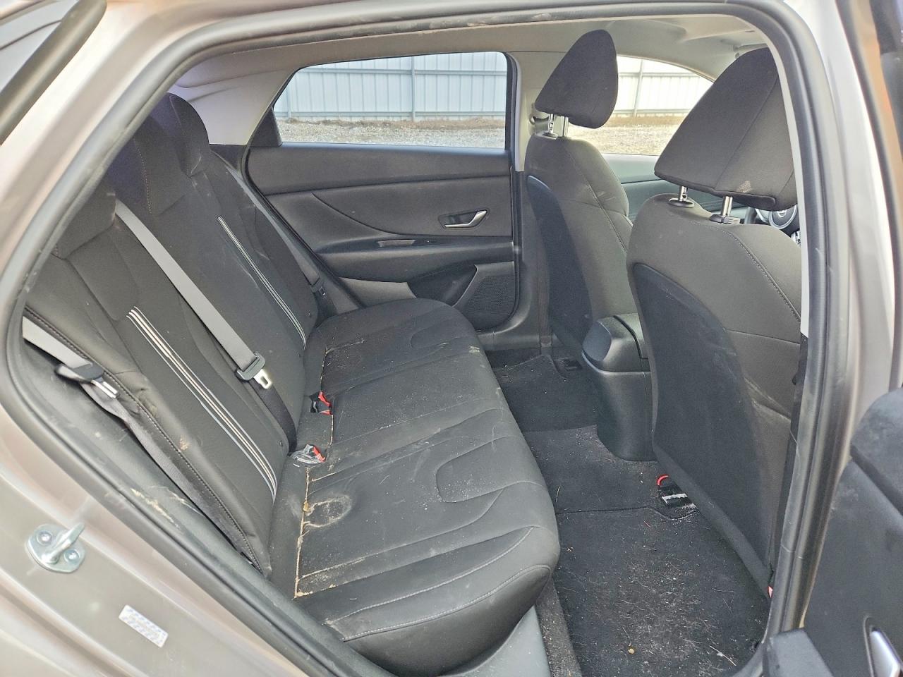 Hyundai ELANTRA Sel