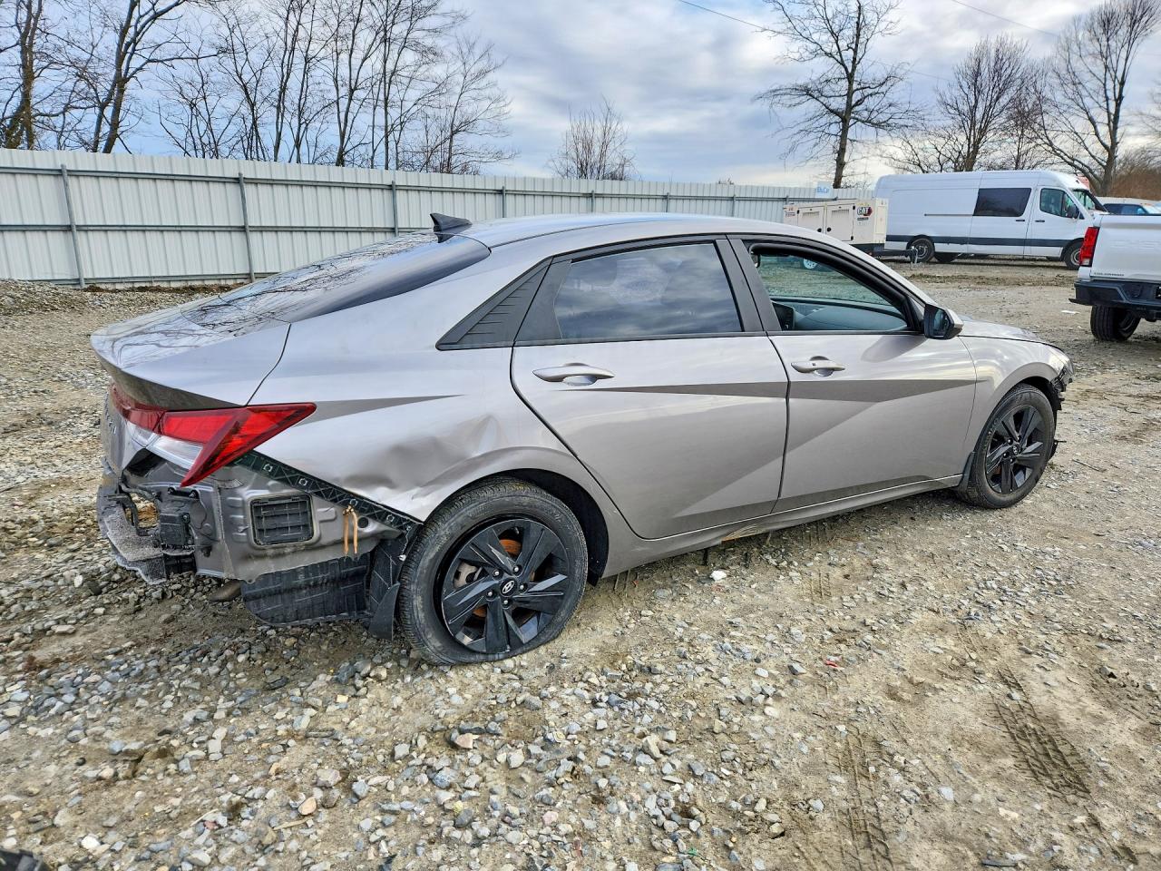 Hyundai ELANTRA Sel