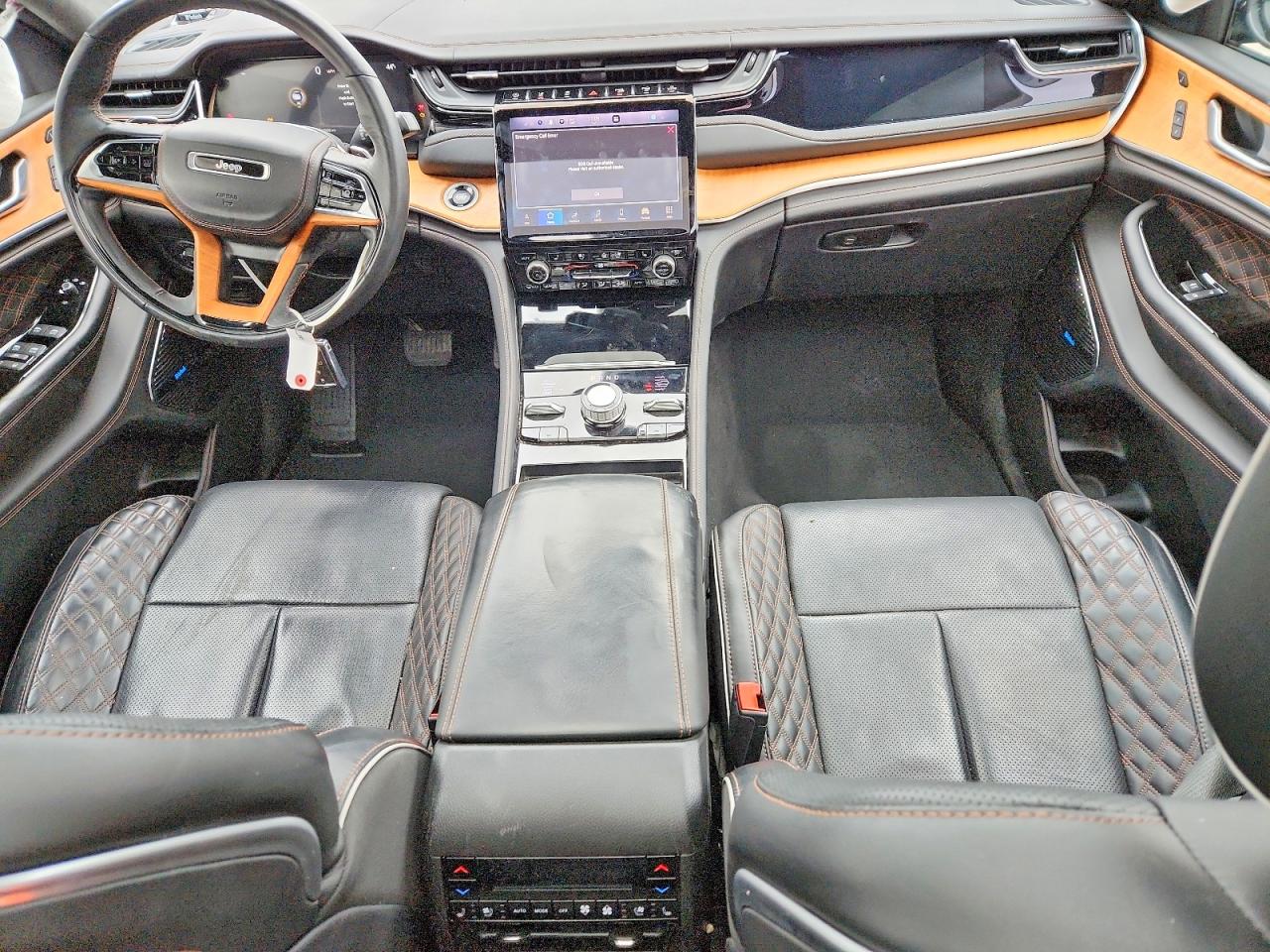 Jeep Cherokee Summit