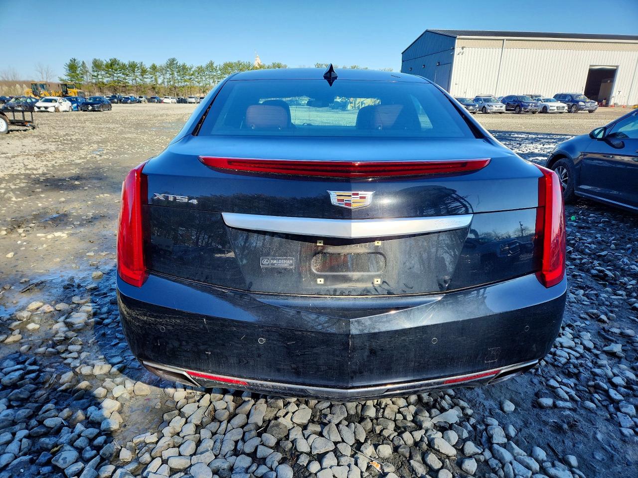 Cadillac XTS Luxury Collection