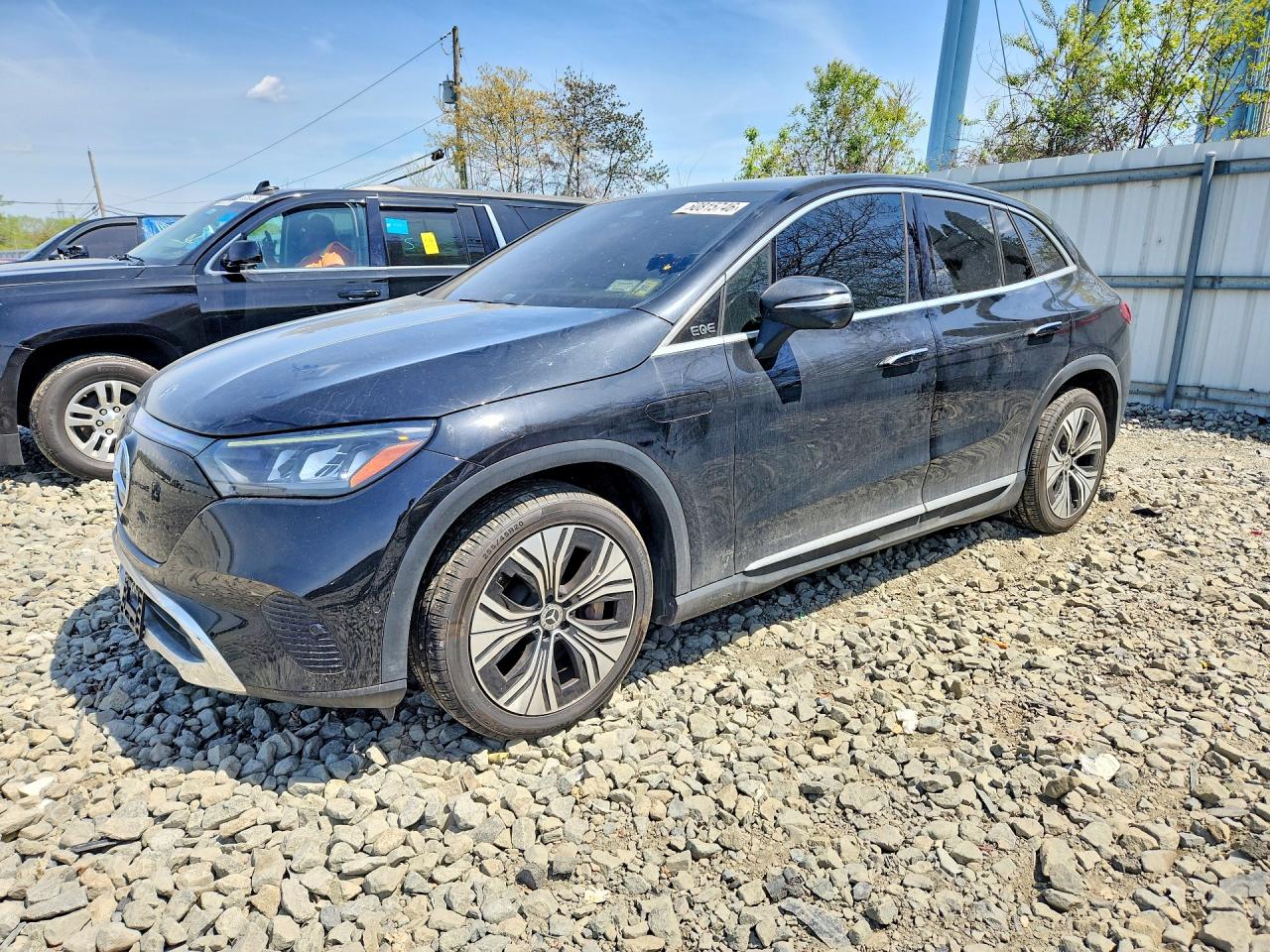 Salvage Mercedes-Benz EQE Image