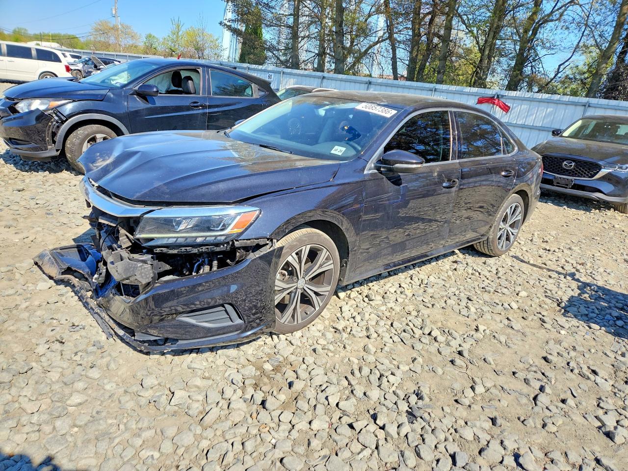 Salvage Volkswagen Passat Image