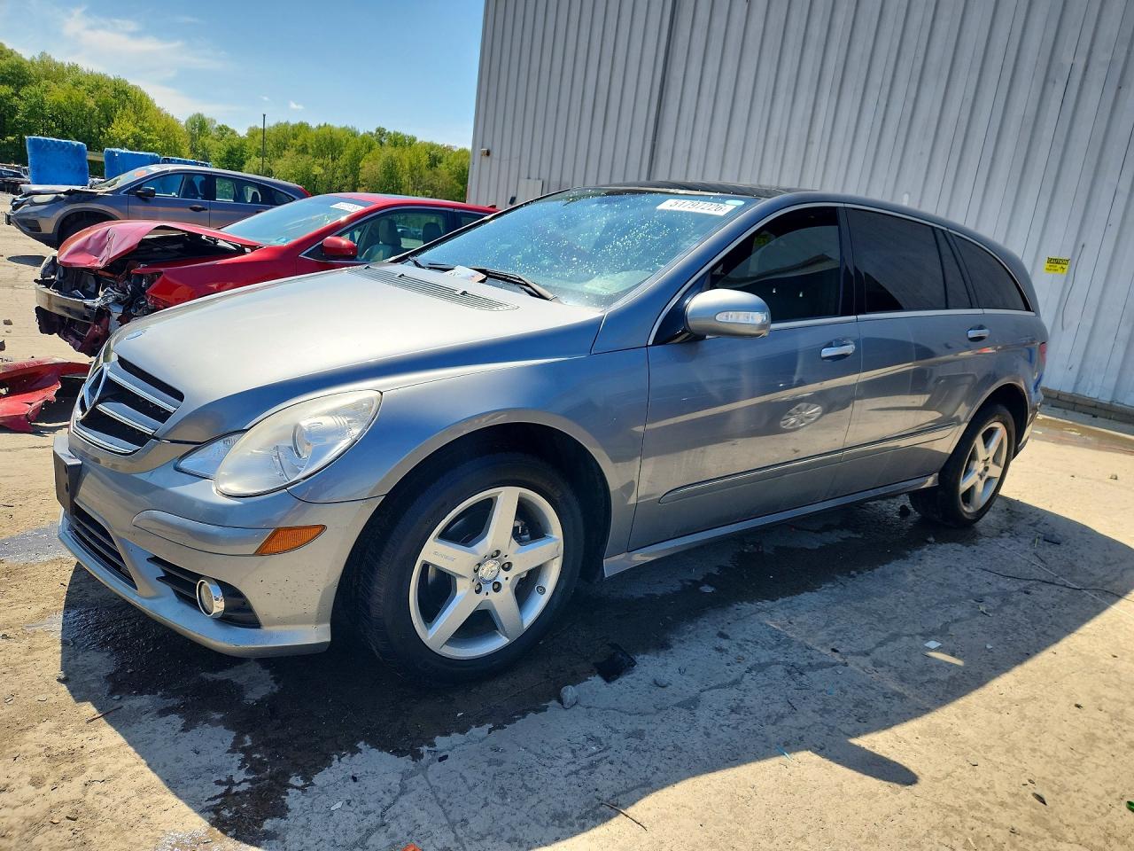 Salvage Mercedes-Benz R Image