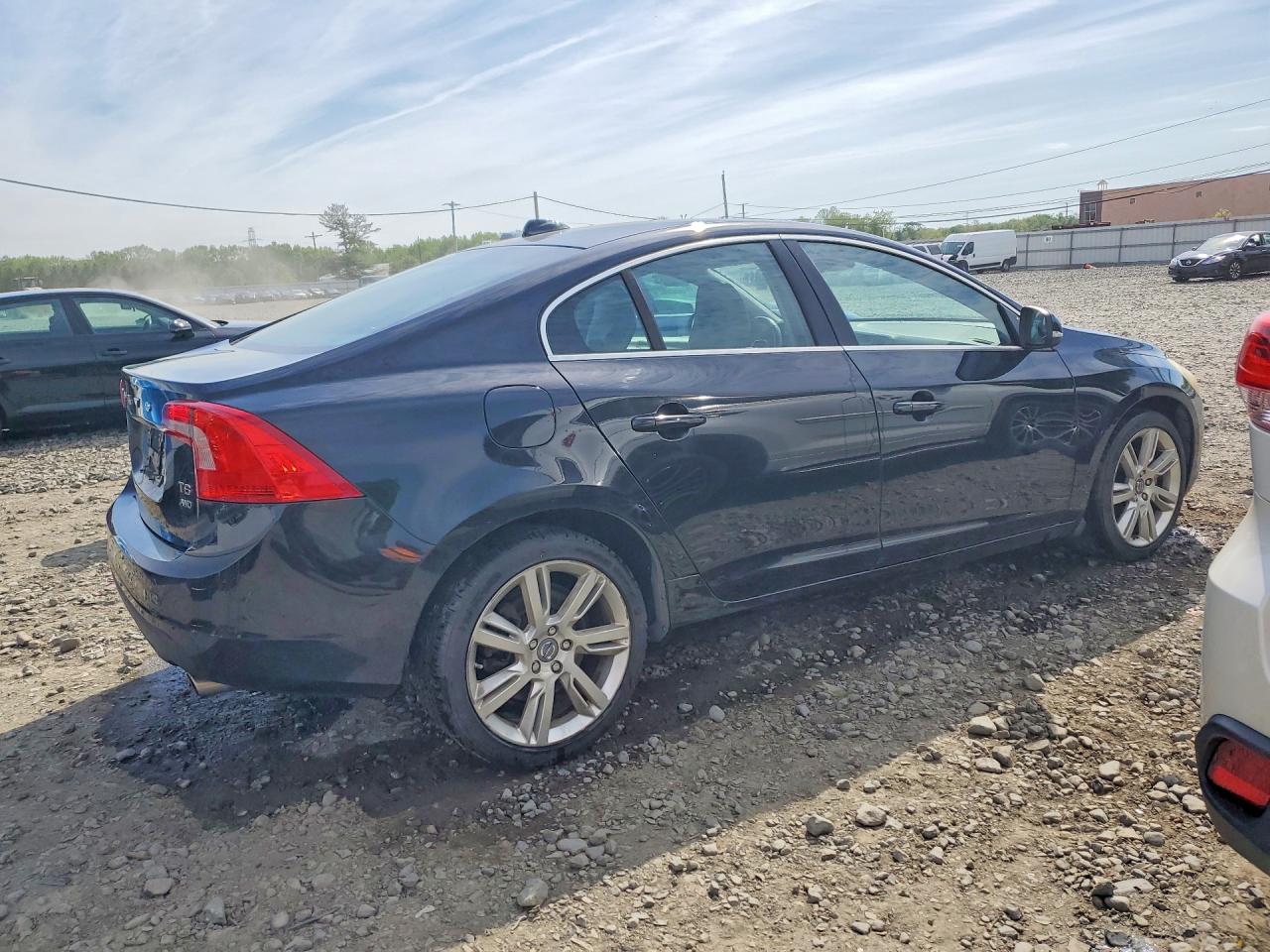 Volvo S60 T6