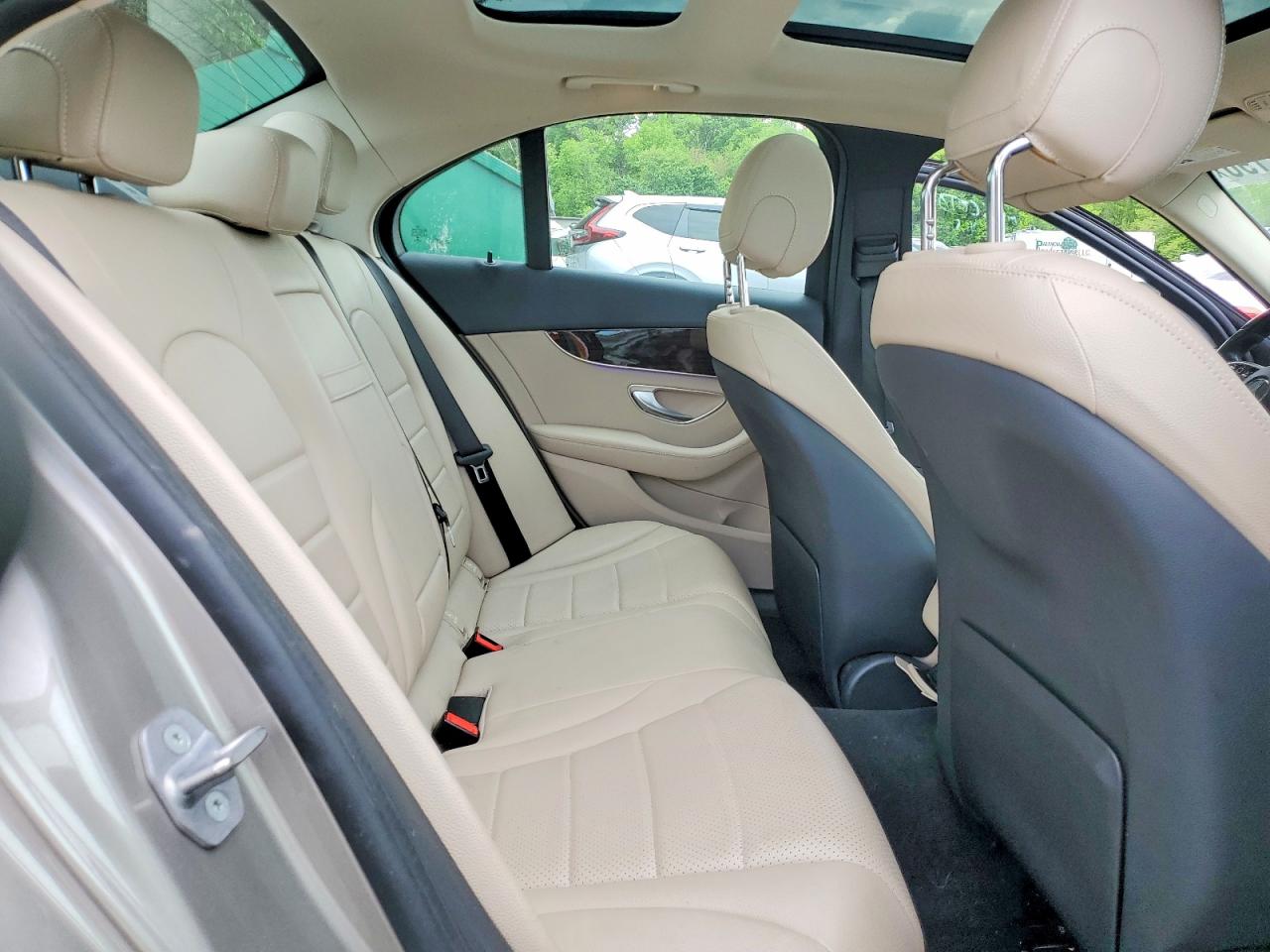 Mercedes-Benz C-Class 300 4matic