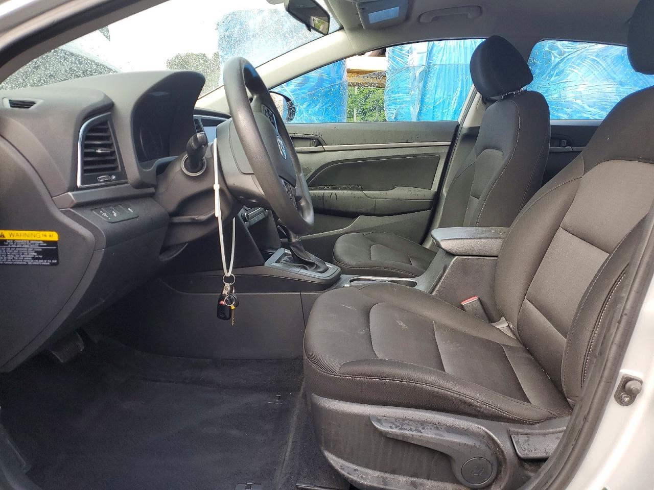 Hyundai ELANTRA Sel