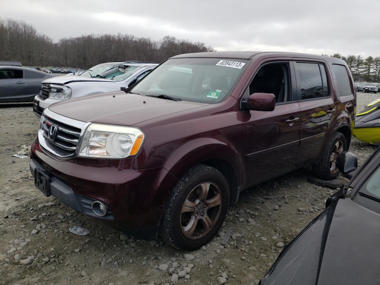 Salvage Honda Pilot Image