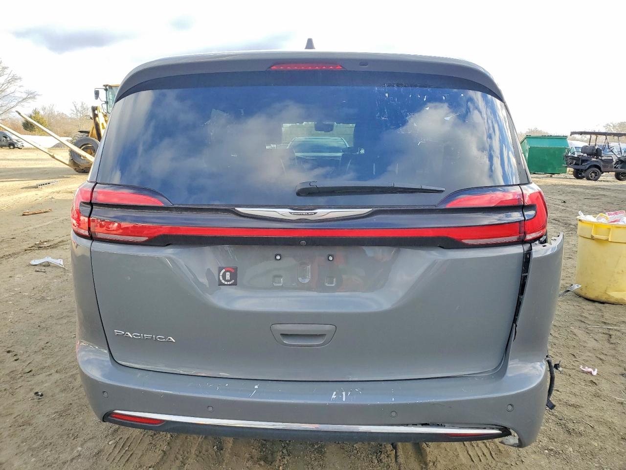 Chrysler Pacifica Touring L
