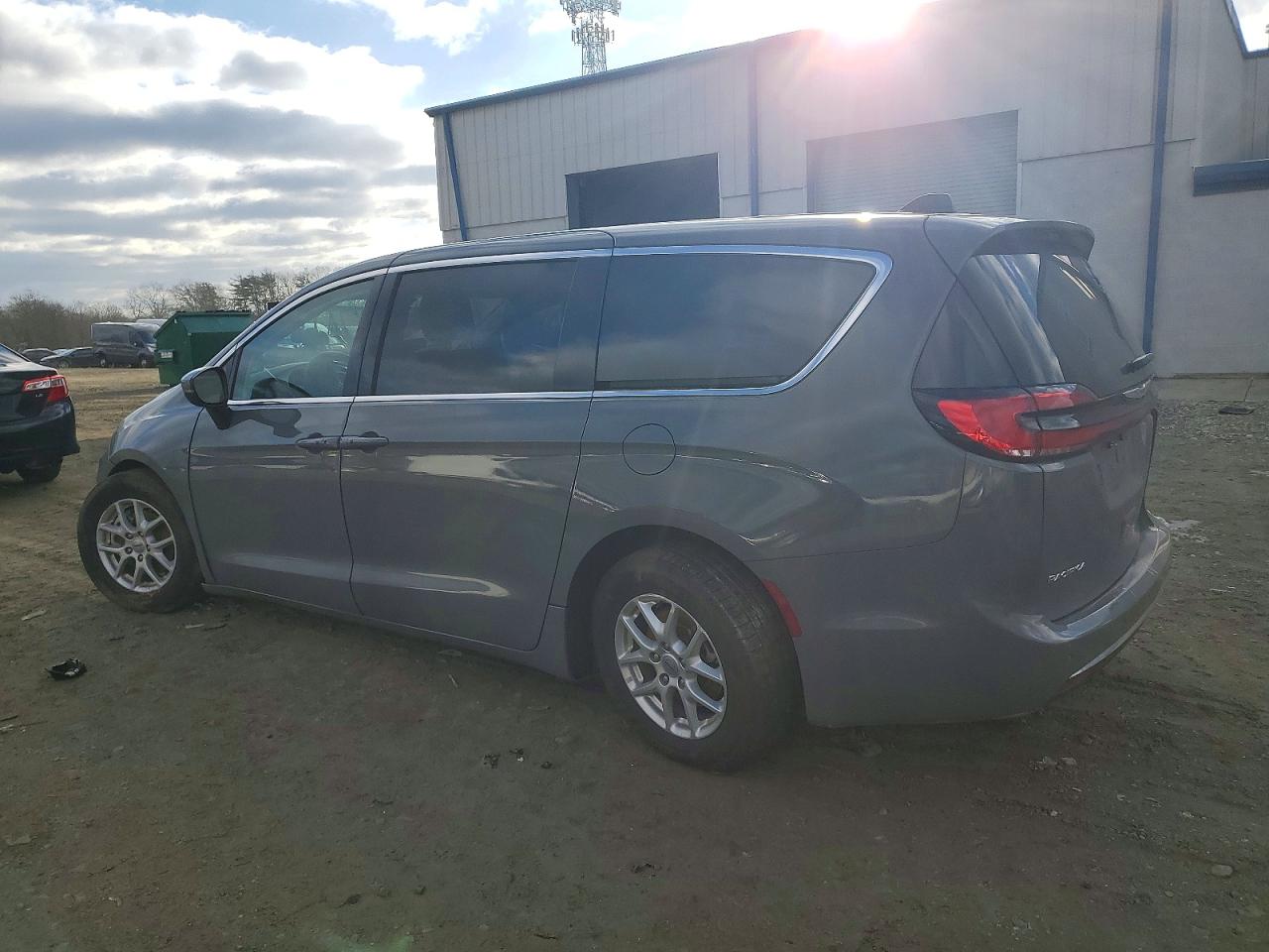 Chrysler Pacifica Touring L