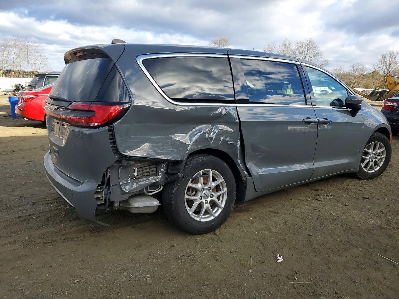 Chrysler Pacifica Touring L