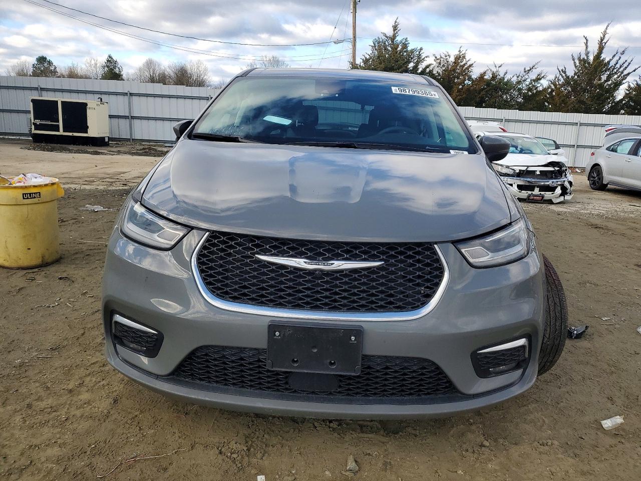Chrysler Pacifica Touring L