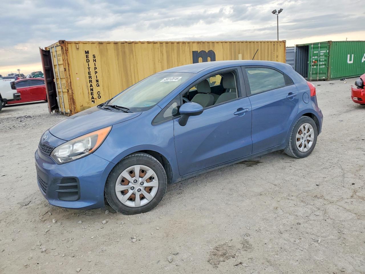 Salvage Kia Rio Image