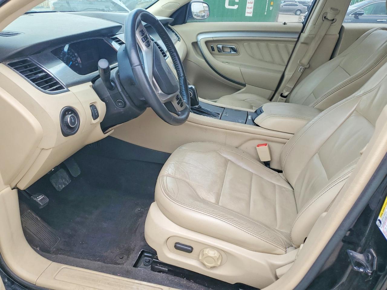 Ford Taurus Sel