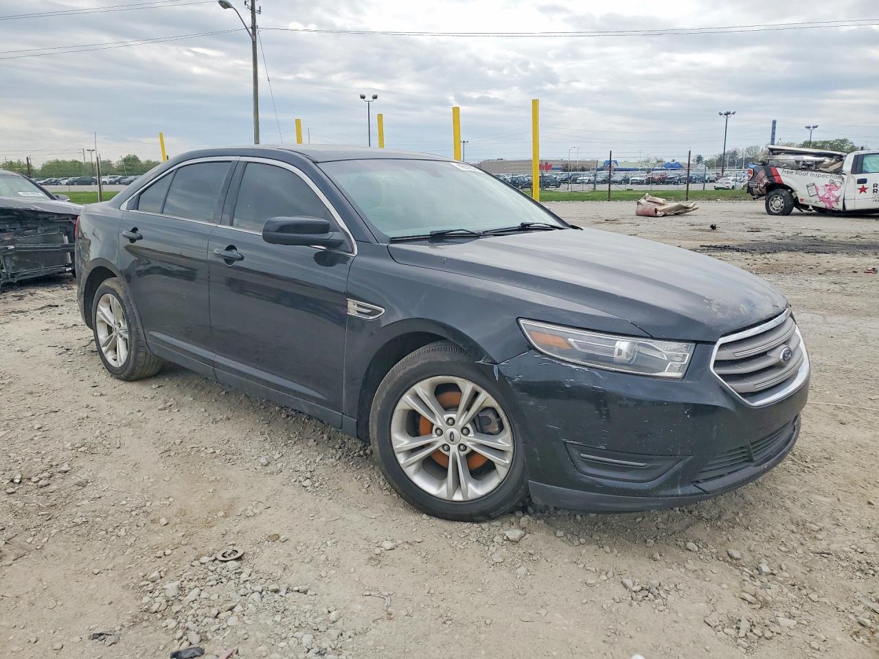 Ford Taurus Sel