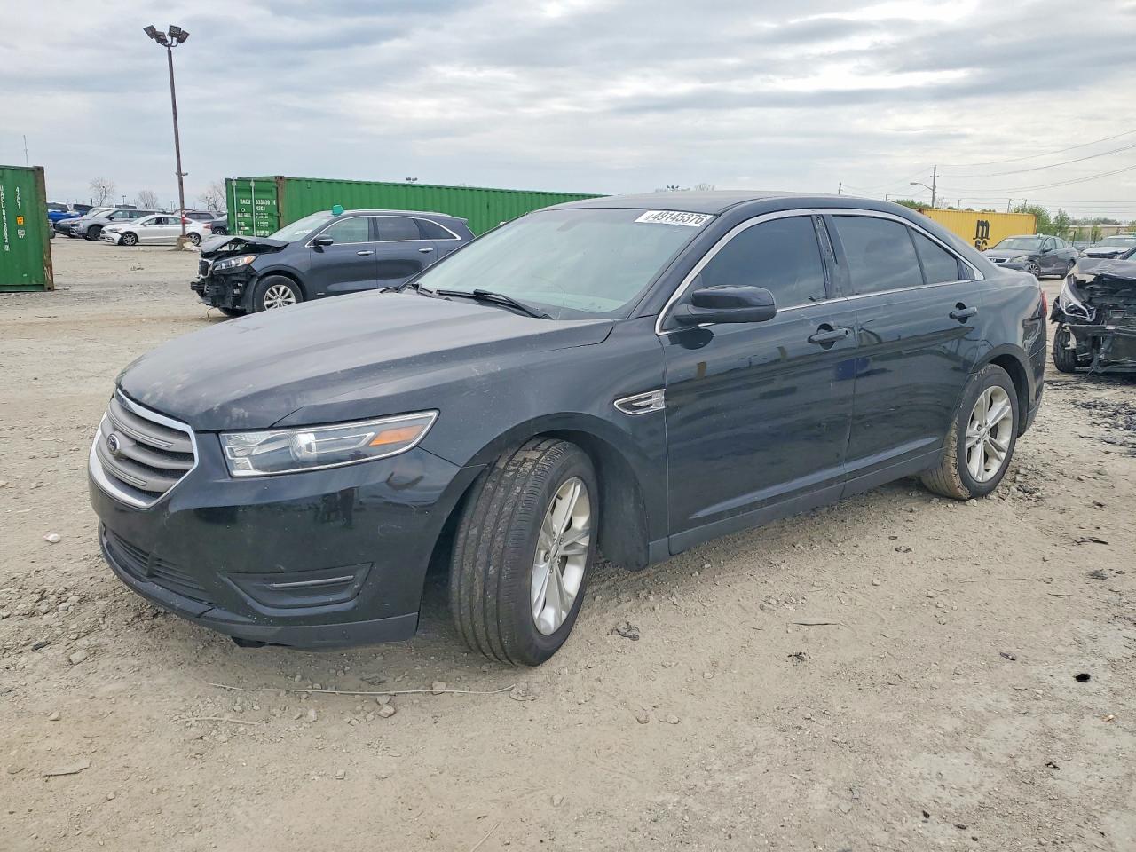 Salvage Ford Taurus Image