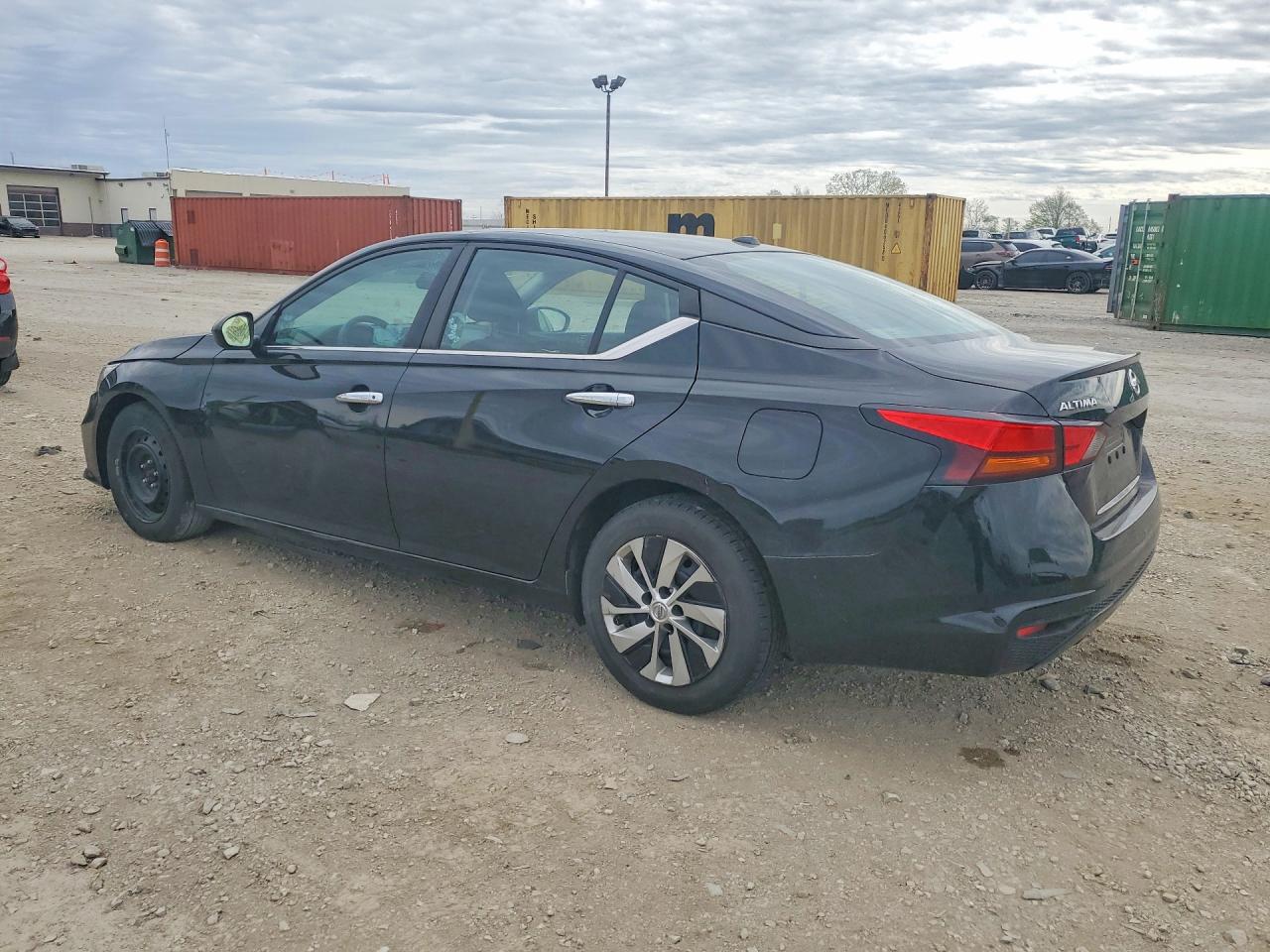 Nissan Altima S