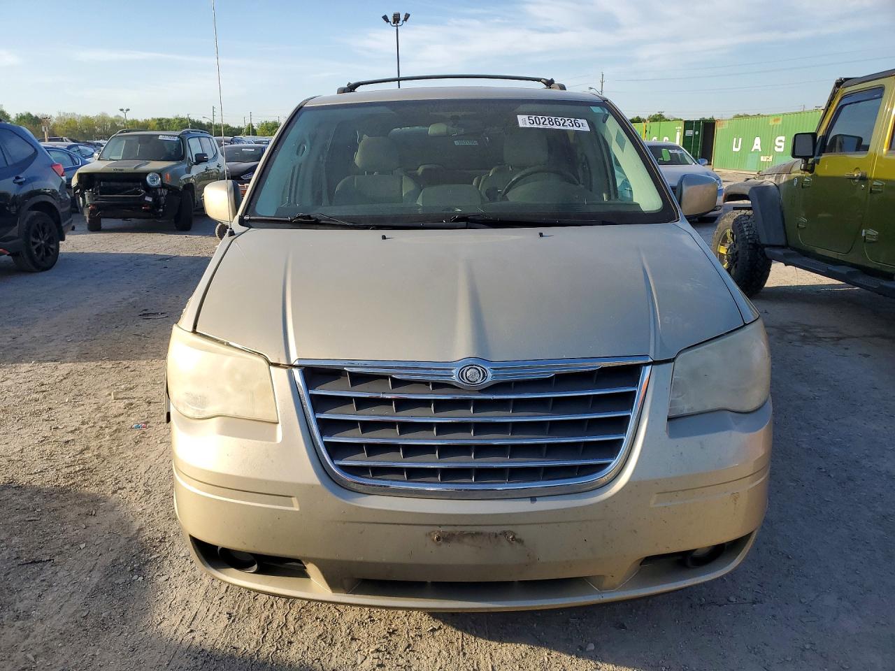 Chrysler Minivan Touring Plus