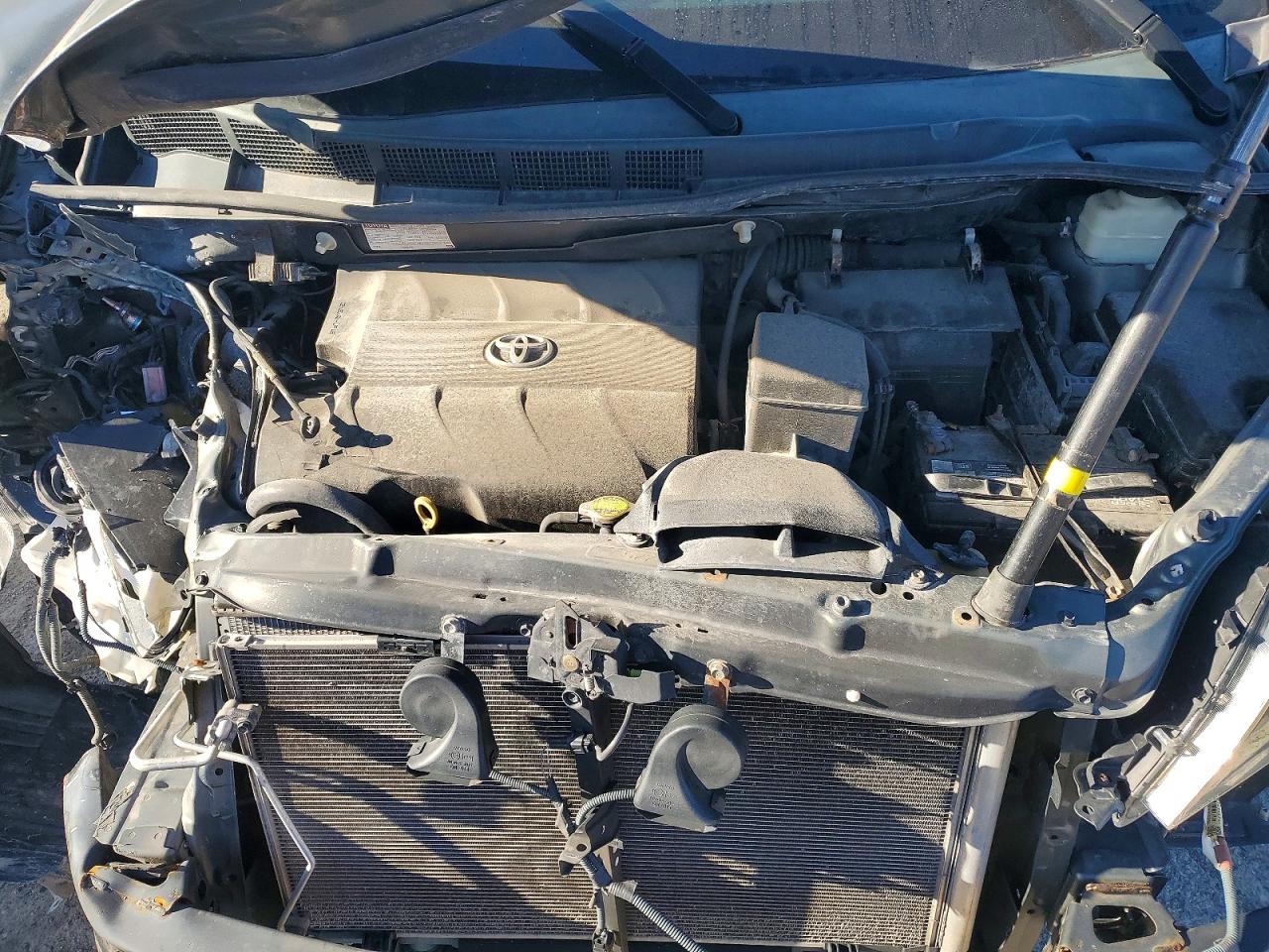 Toyota Sienna Xle 8-passenger