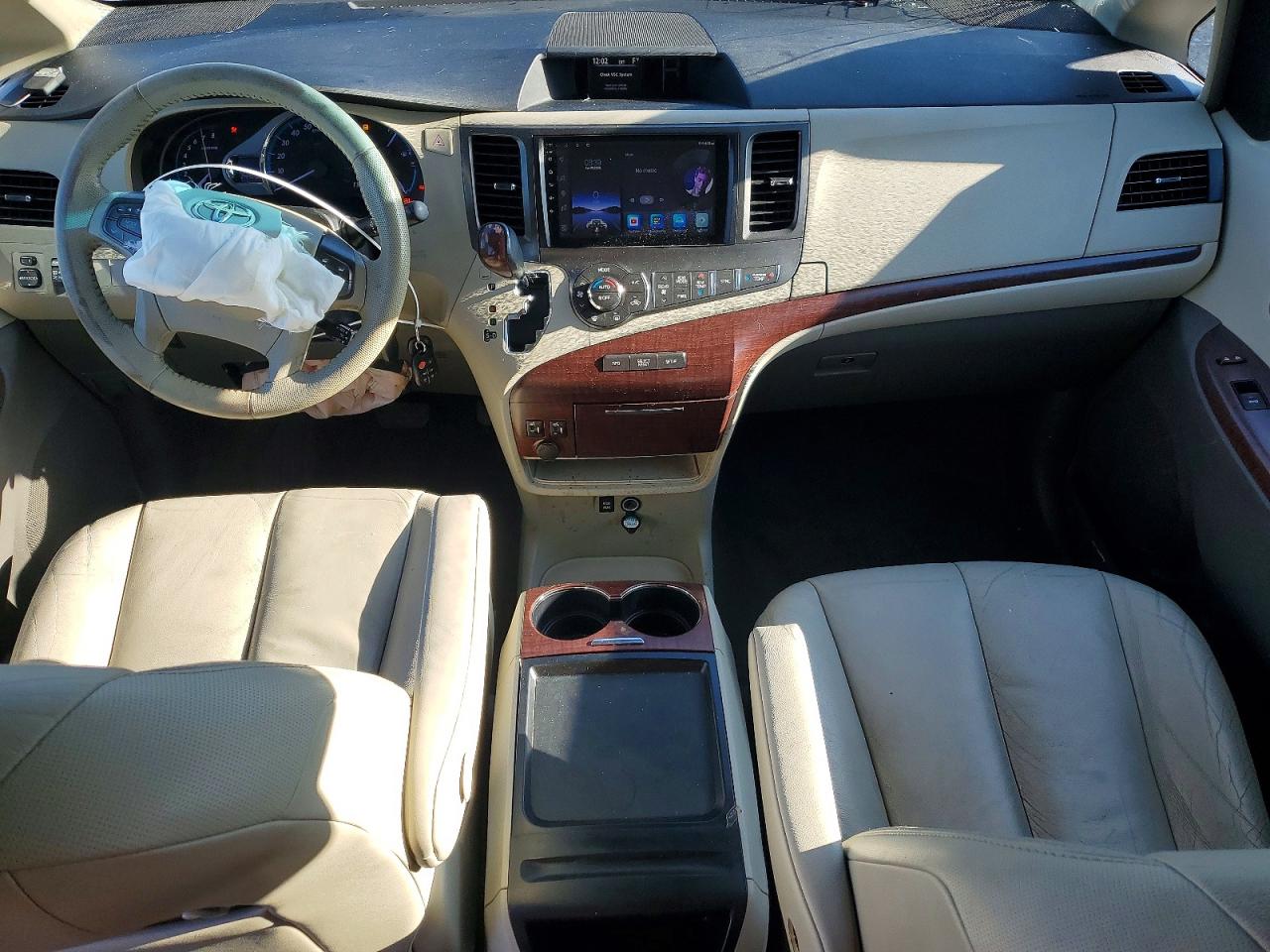 Toyota Sienna Xle 8-passenger
