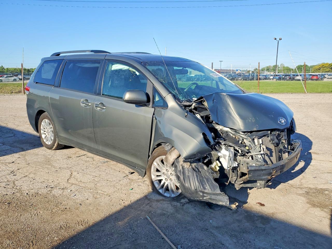 Toyota Sienna Xle 8-passenger