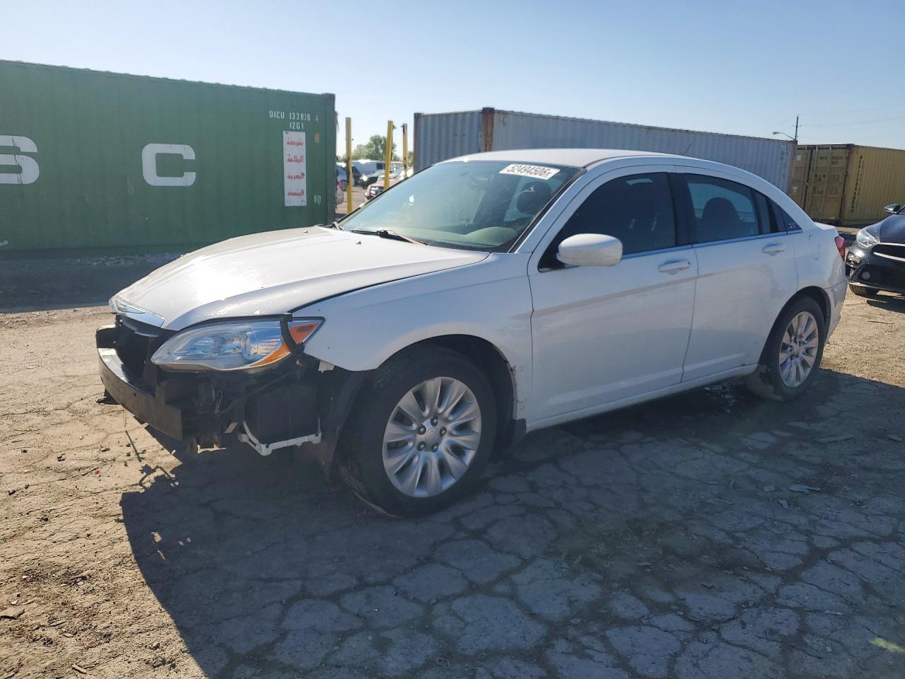 Salvage Chrysler 200 Image