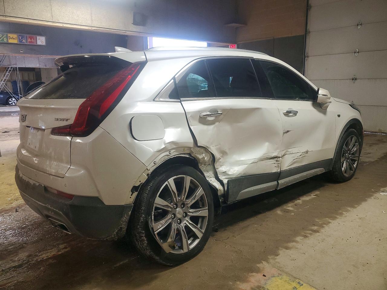Cadillac XT4 Premium Luxury