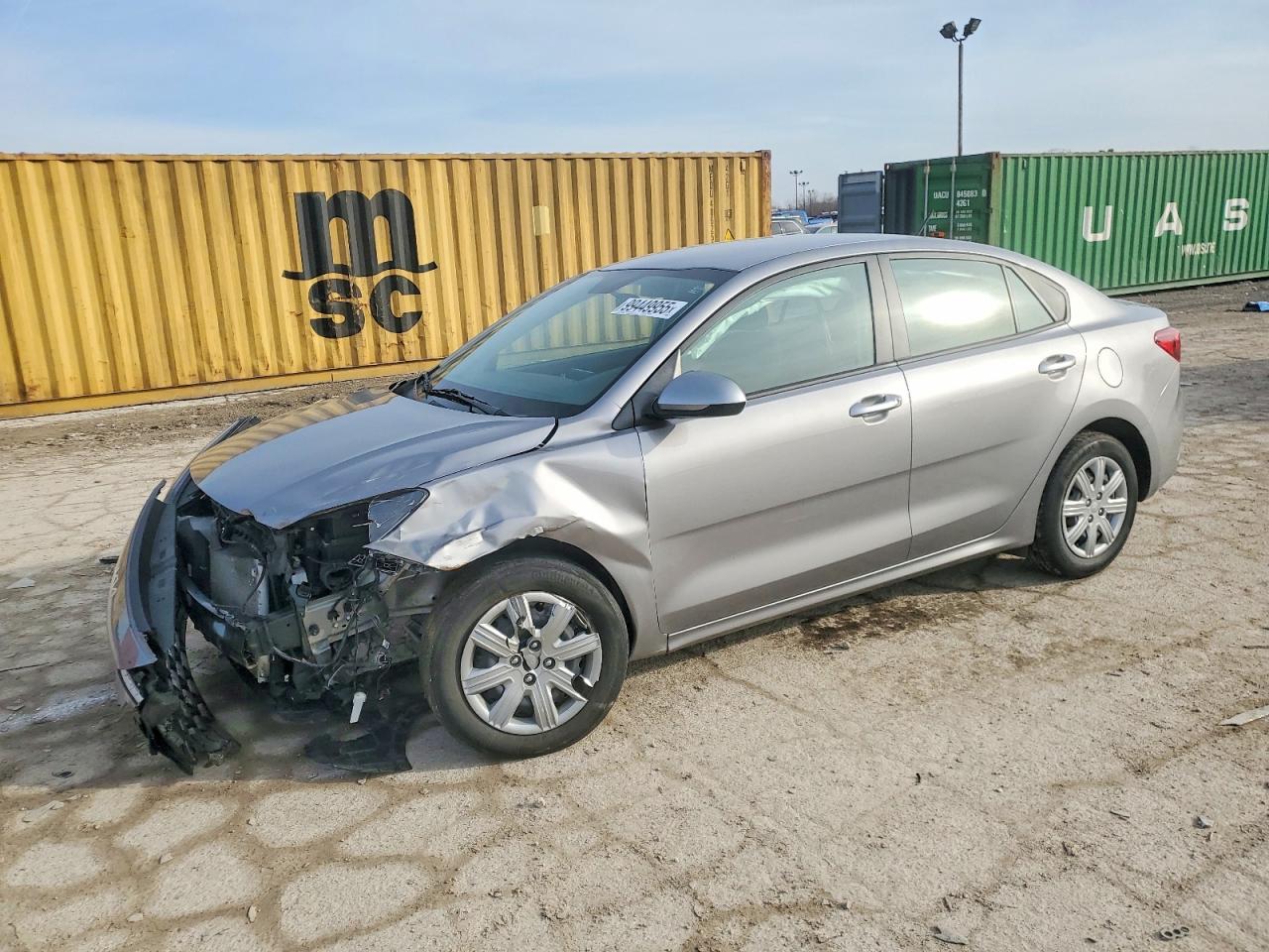 Salvage Kia Rio Image
