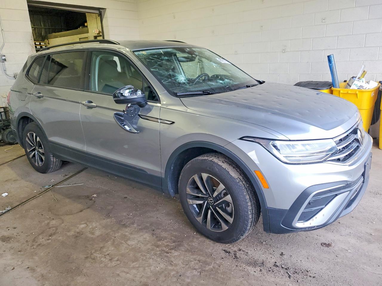 Volkswagen Tiguan S